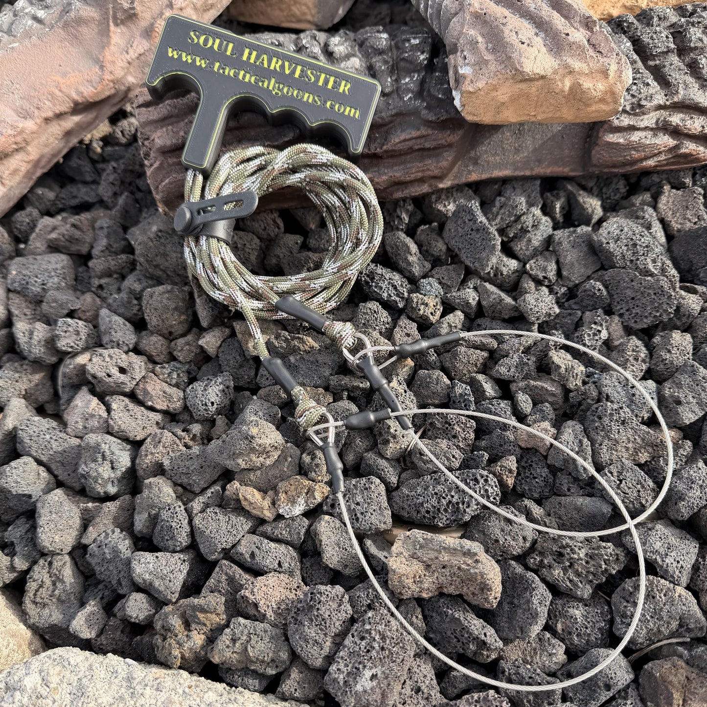 Predator Drag Pro - Dual-Pull Game Hauler – Ergonomic Coyote & Varmint Drag